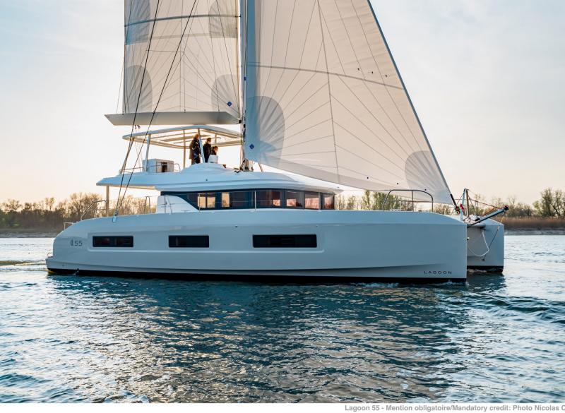 ヨット クルーザーの購入はベネトウヨットの輸入販売元 ...